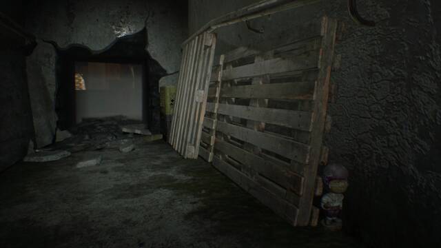 Resident Evil 7 Estatuas de Mr. Everywhere Casa vieja - Estatuilla Mr. Everywhere 9