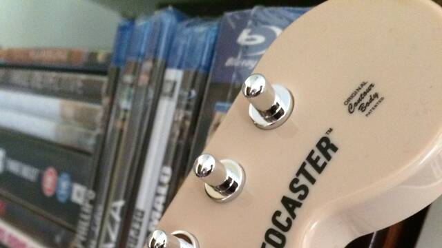 Los instrumentos de Rock Band 4 - 