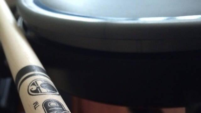 Los instrumentos de Rock Band 4 - 