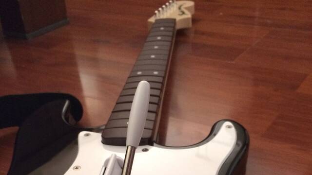 Los instrumentos de Rock Band 4 - 