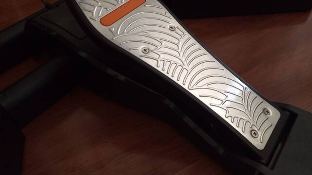 Los instrumentos de Rock Band 4 - 