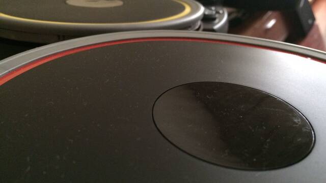 Los instrumentos de Rock Band 4 - 