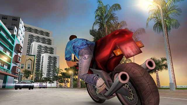 Orgenes de GTA - En GTA: Vice City volvieron los 80... y las motos