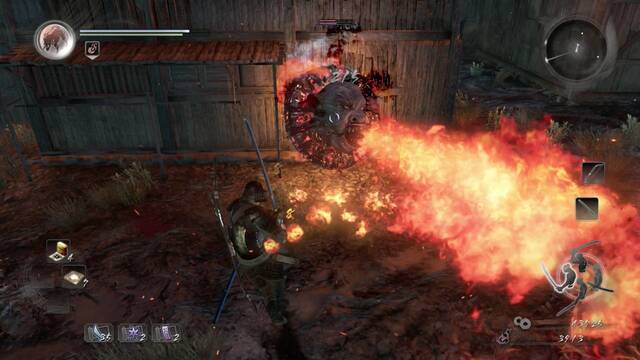 Nioh Envuelto en llamas - Enemigo con forma de rueda