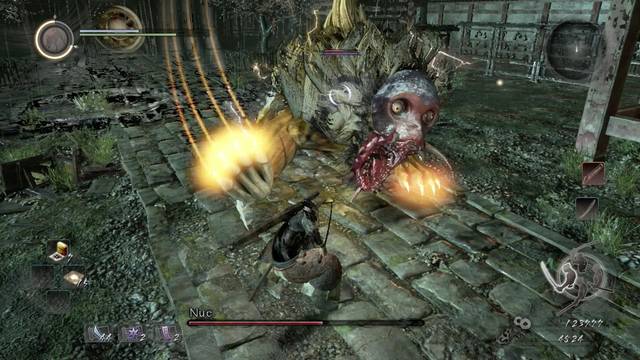Nioh Los duermevelas de la piedra espiritual Jefe Nue - Ataque con garra
