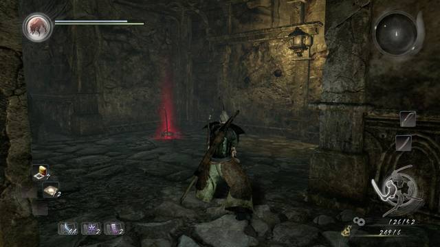 Nioh Los duermevelas de la piedra espiritual - Tumba sangrienta y pared con ojos