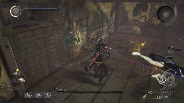 Nioh El castillo profanado Jefe Okatsu - Embestida desde la pared