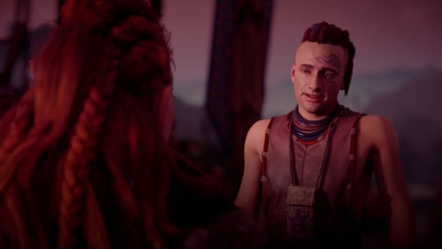 Horizon: Zero Dawn La sombra que se cierne - Hablar con los compañeros