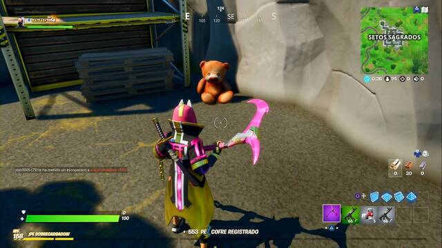 Fortnite Battle Royale - 10 osos de peluche en Setos Sagrados - Oso en la esquina opuesta al banco de mejoras