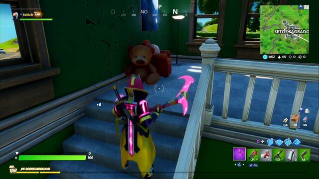 Fortnite Battle Royale - 10 osos de peluche en Setos Sagrados - Oso en el rellano de la casa noroeste