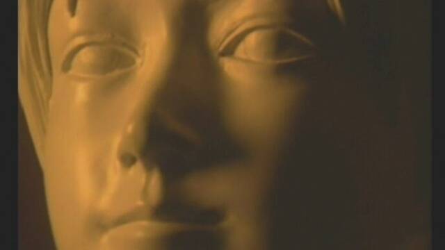 Diferentes ilustraciones, esculturas y vídeos del desarrollo de Shenmue -