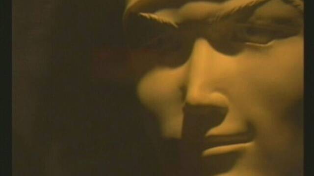 Diferentes ilustraciones, esculturas y vídeos del desarrollo de Shenmue -