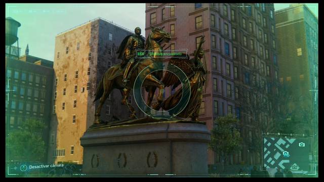 Spider-Man Foto secretas Upper West Side - Estatua ecuestre