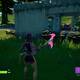 Fortnite Battle Royale - Coloca micros en ubicaciones clave - CONFIDENCIAL, junto a la garita de entrada