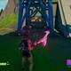 Fortnite Battle Royale - Coloca micros en ubicaciones clave - Estacion al sur del Cataclismo, torre azul al este