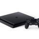 PlayStation 4 slim - 